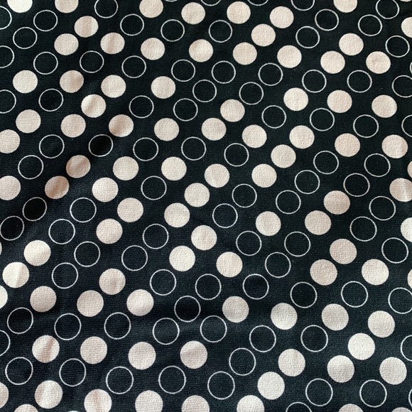 Black and White Polka Dot Tunic Top * 1X - Picture 11 of 11